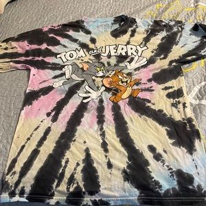 Tom and Jerry long sleeve shirt